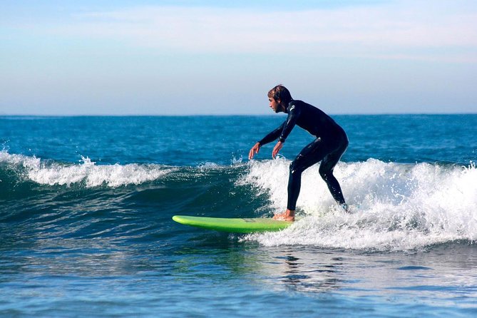 Surf Lesson for Beginners - Private Groups - The warmup gives the lesson a sensible start