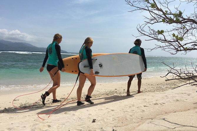 Surf Lesson Gili Trawangan - Tide and safety shape the timetable