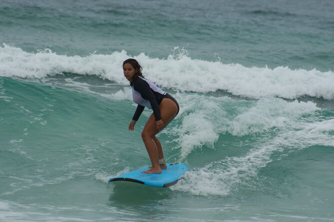 Surf Lesson in Cozumel - The 10-minute theory lesson comes first