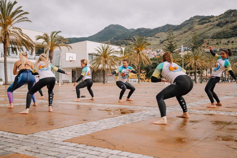 Surf lesson in Madeira - What the 1.5 to 2-hour water lesson is like