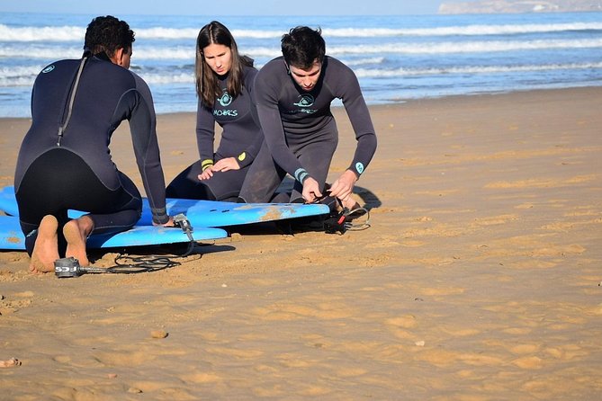 Surf lesson in Tamraght with experienced, local surf instructor - The beach lesson: theory before the waves