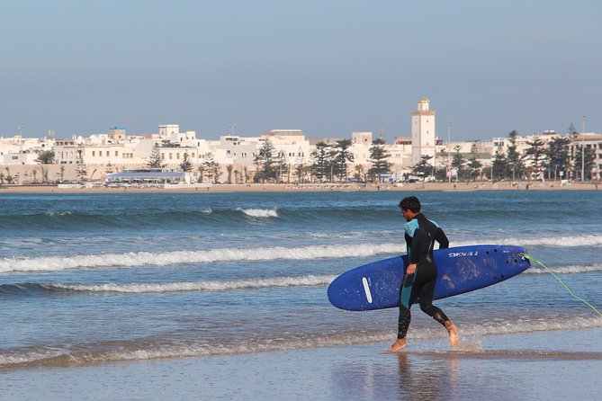 Surf Lesson with local surfer in Essaouira Morocco - What happens at the 10:00 am meeting point