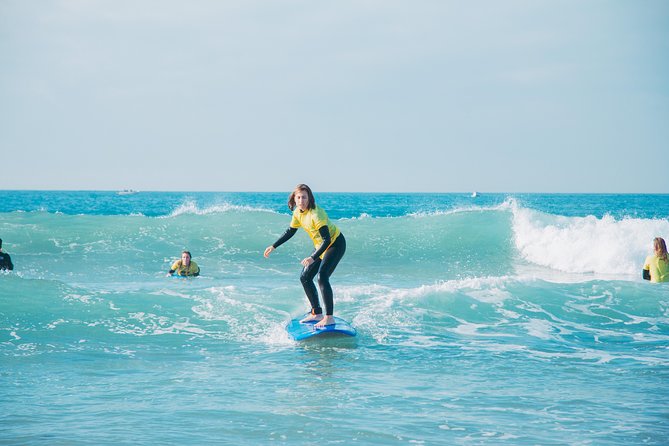 Surf Lesson with transfer - Who will enjoy this most