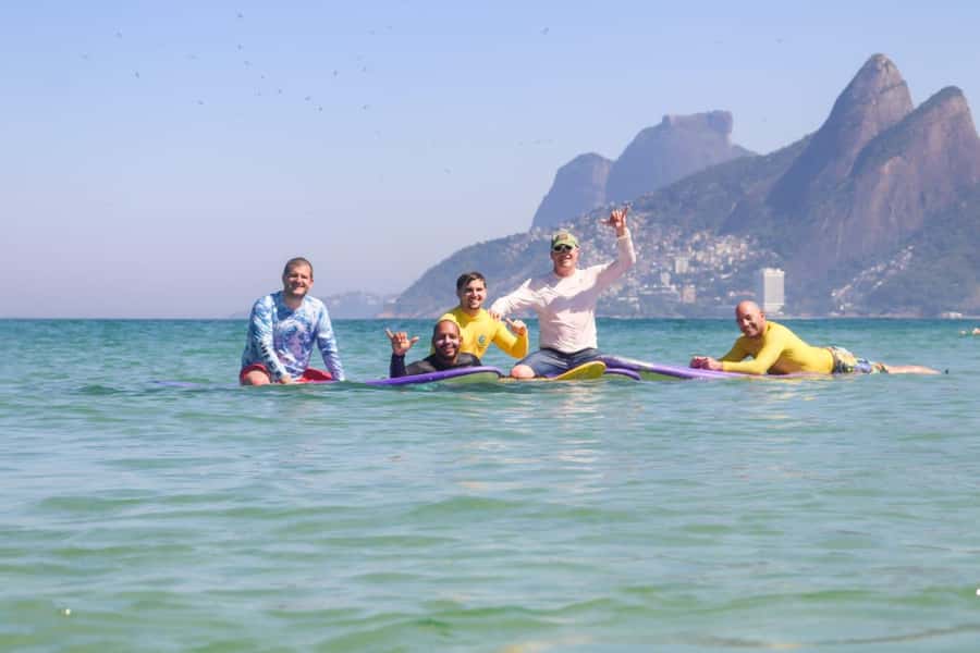 Surf lessons: in Arpoador in Ipanema. - Why Arpoador makes a good place to learn
