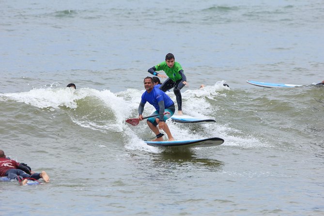 Surf lessons in Lima, Peru surf lessons best experience - What the private format changes