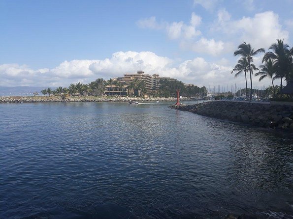 Surf lessons in Puerto Vallarta and Nayarit - Key details before you book