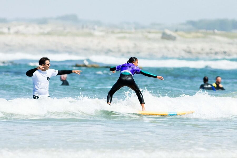 Surf lessons on the mythical site of La Torche - Who will enjoy this lesson most