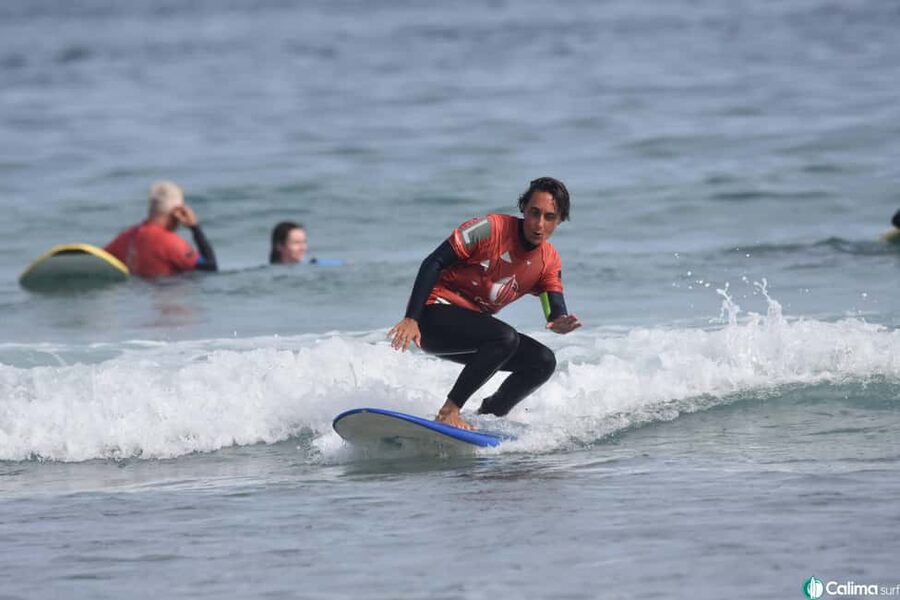 Surfing in Famara: 2 hours of pure excitement and nature - Who will get the most from this experience
