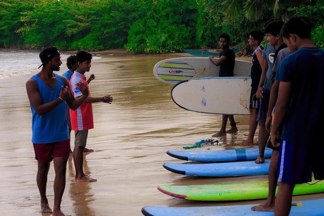 Surfing Lessons at Unawatuna - Flexible timing for a fuller day