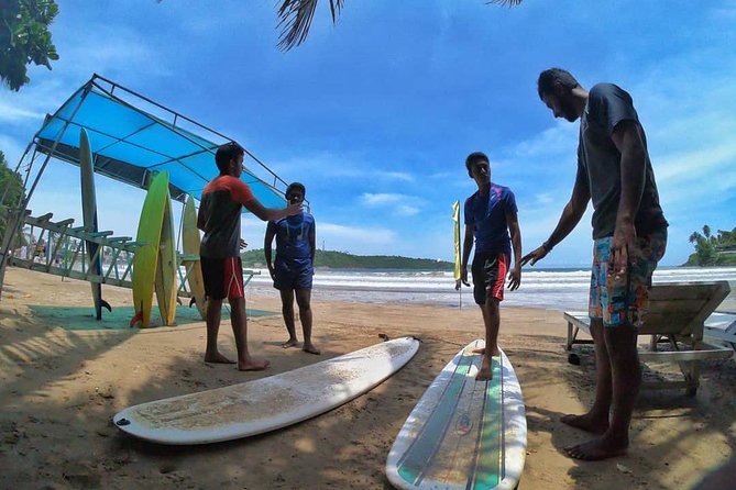 Surfing Lessons at Unawatuna - Photos and the small extras