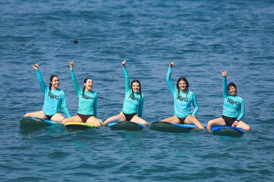 Surfing Lessons in Puerto Escondido! - The first 30 minutes: board skills and ocean safety