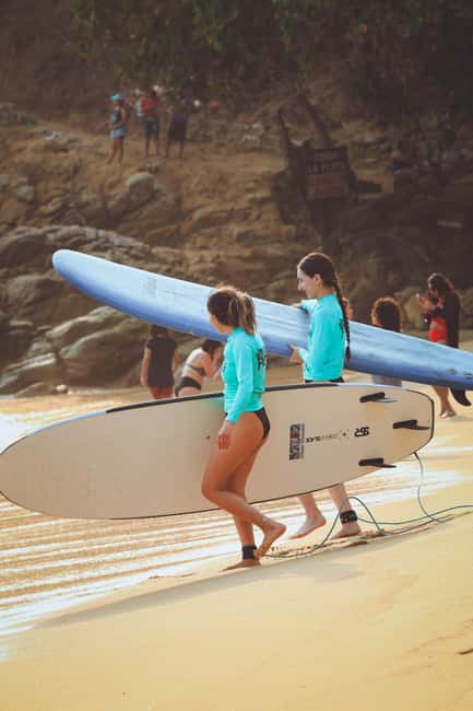Surfing Lessons in Puerto Escondido! - The instructors and the coaching style