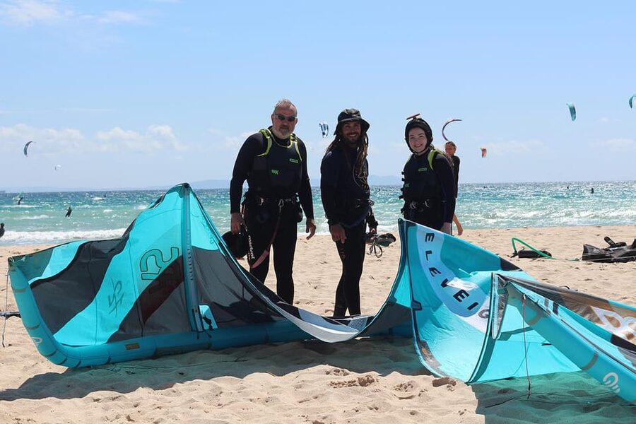 Tarifa: Kitesurfing Course with Certified Instructor - What the included equipment really adds
