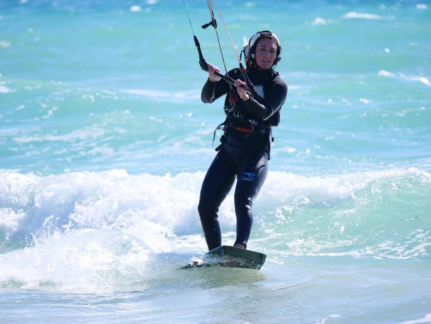 Tarifa: Private and Semi-private Kitesurfing Lesson - Your first 2 to 3 hours with the kite