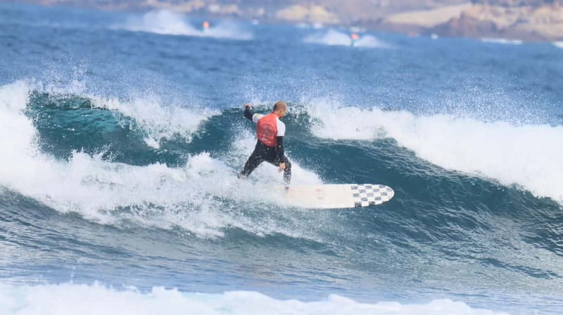 Tenerife : clases de surf para principiantes y intermedios - Who should book this surf class