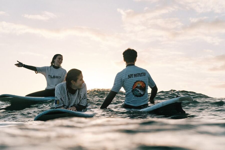 Tenerife: Group Surf Lesson catch your wave - The first 20 minutes: learning how to handle a wave