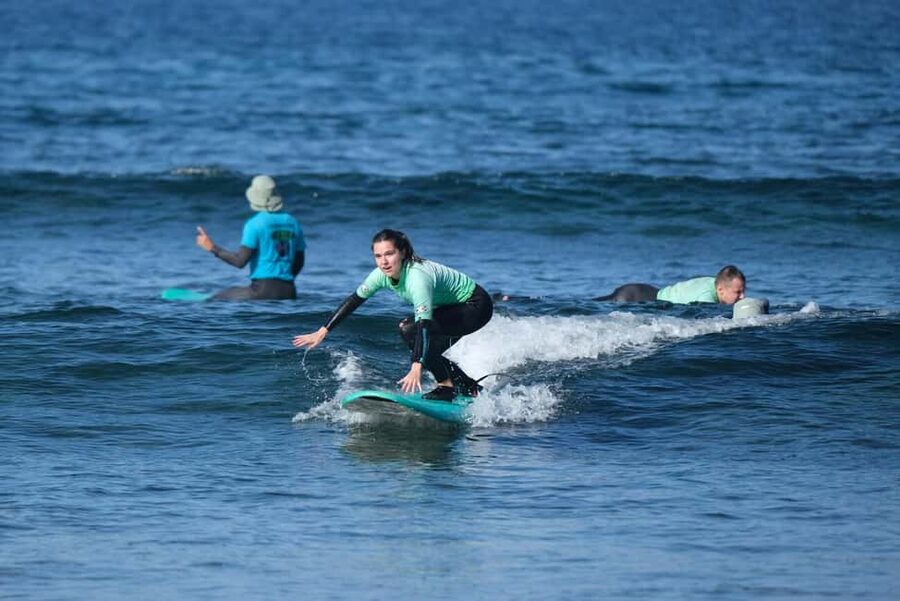 Tenerife - Las Américas: Surf Lesson (Small Groups,All Gear) - Key points at a glance