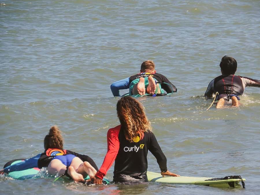 ULUWATU SURFING LESSON FOR ALL LEVELS - Choosing between Dreamland and another beach