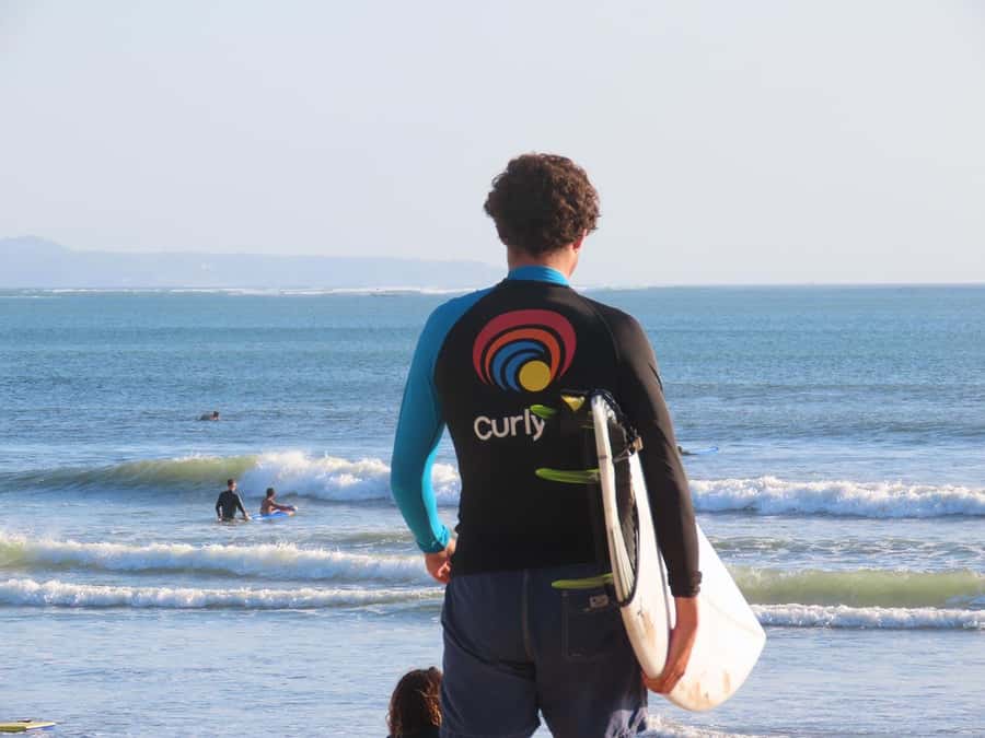 ULUWATU SURFING LESSON FOR ALL LEVELS - Why swimming ability still matters