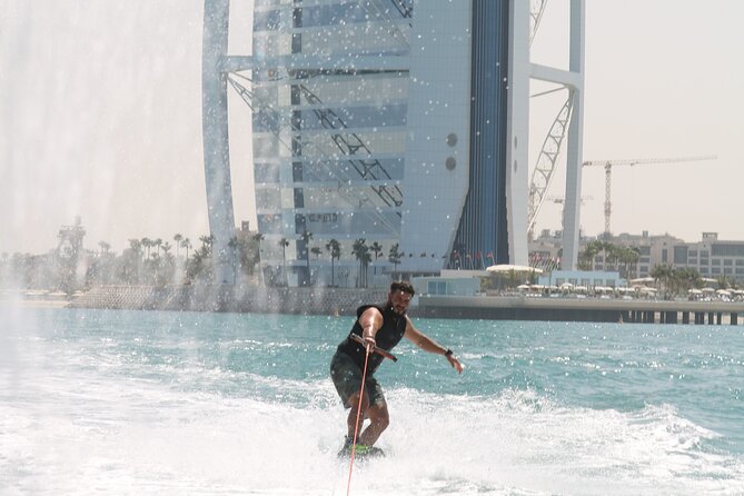 Wakeboard Experience in Dubai - Meeting the boat at Fishing Harbour