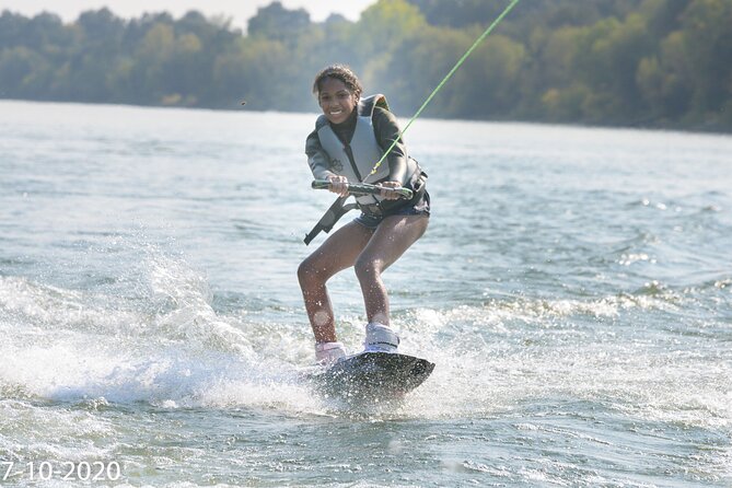 Wakeboard, Wakesurf or Kneeboard Private Half-Day Adventure - What is supplied, and what you should bring