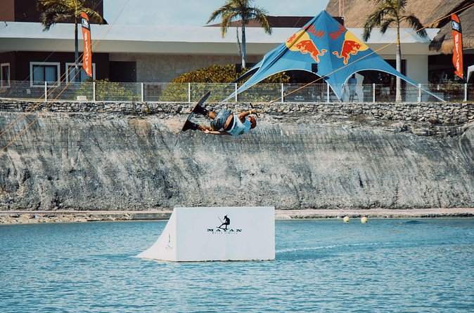 Wakeboarding Session in Playa Del Carmen - Who will get the most from this session?