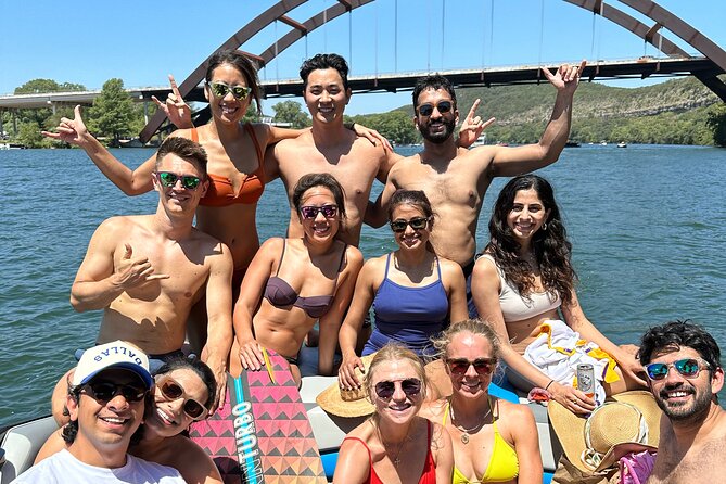 Wakesurf Trip on Lake Austin - BYOB Captained (up to 12 guests) - Four hours on Lake Austin, your way
