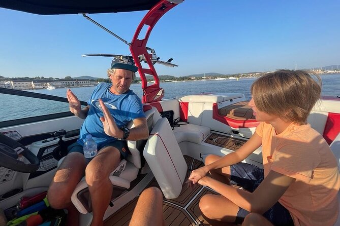 Wakesurfing, wakeboarding or Inflatable Tows in Bay of St Tropez - Making two hours work for your group